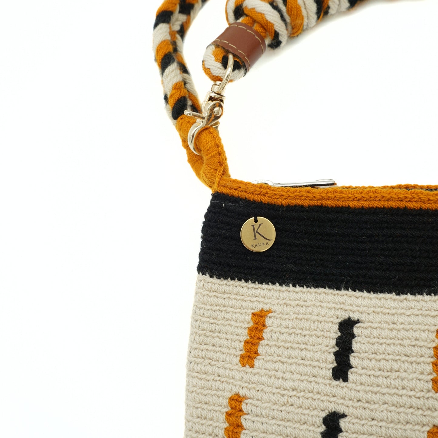 Cartera trenzada Pato