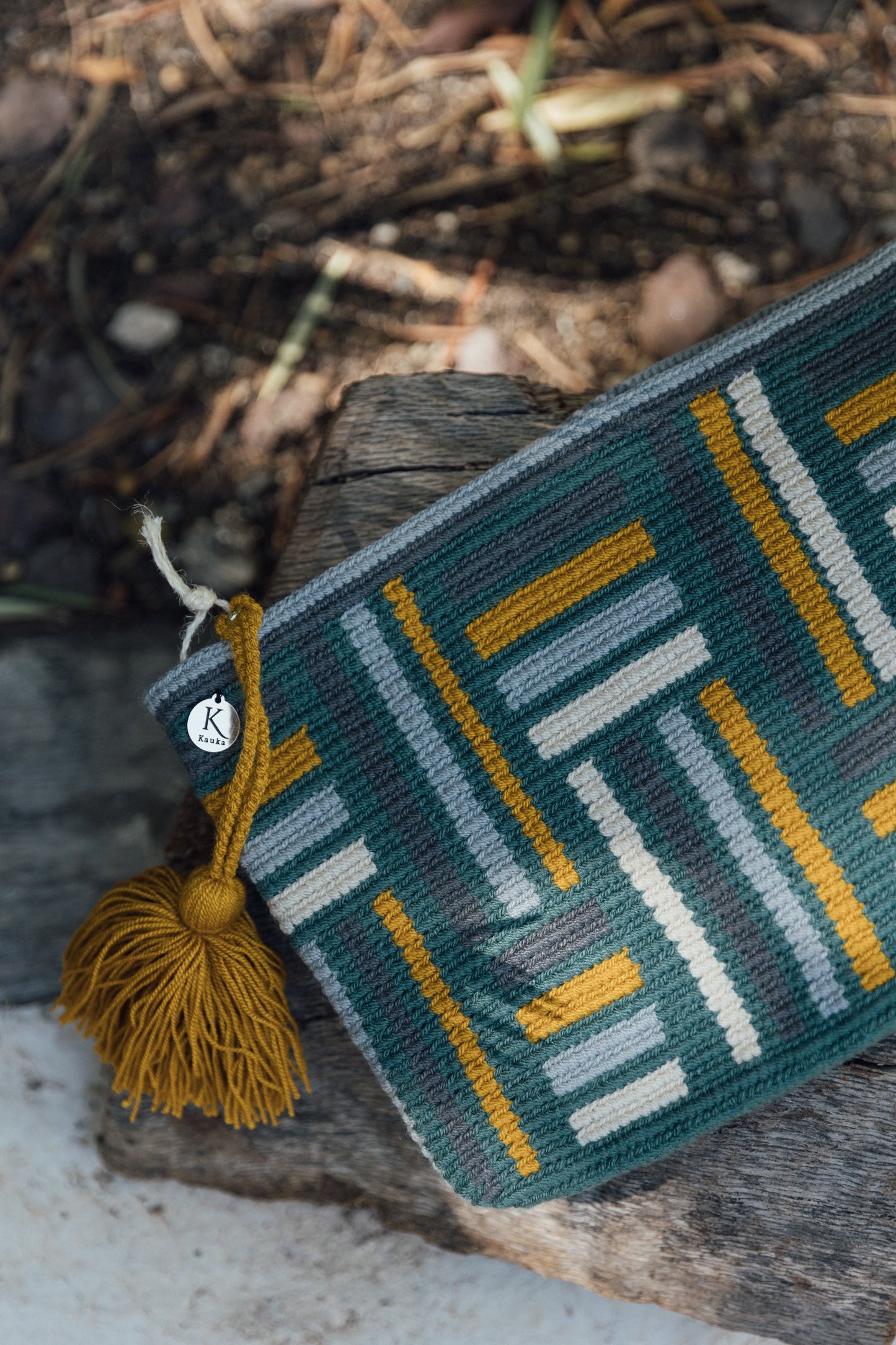 Cartera rayas geométricas